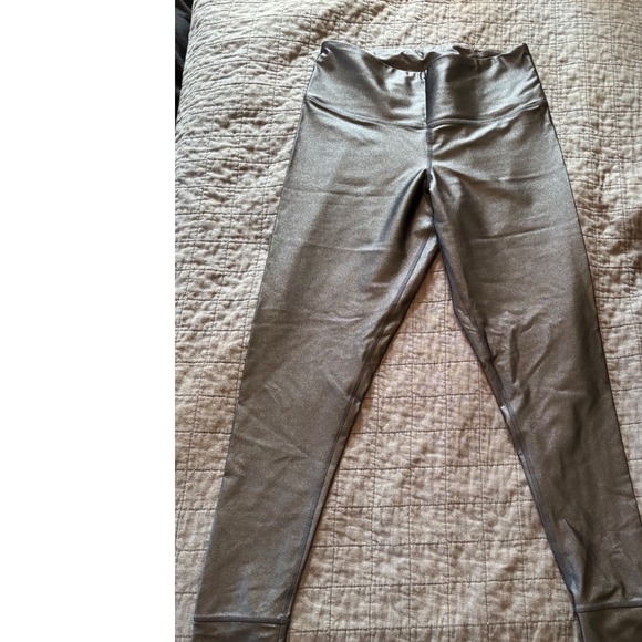 Reebok Womens‎ L Large Shiny Black Athletic Leggings Tights Pants - Picture 1 of 4